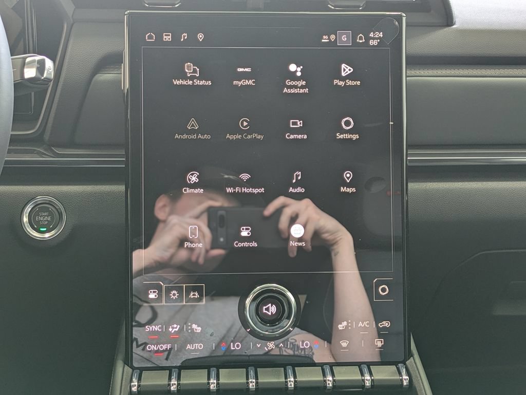 2026 GMC Terrain AT4 - Photo 9