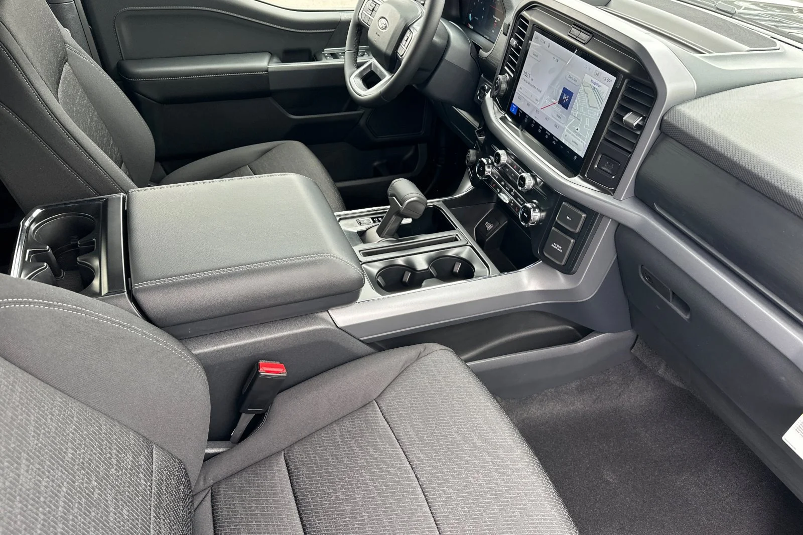 2026 Ford F-150 XLT - Photo 14