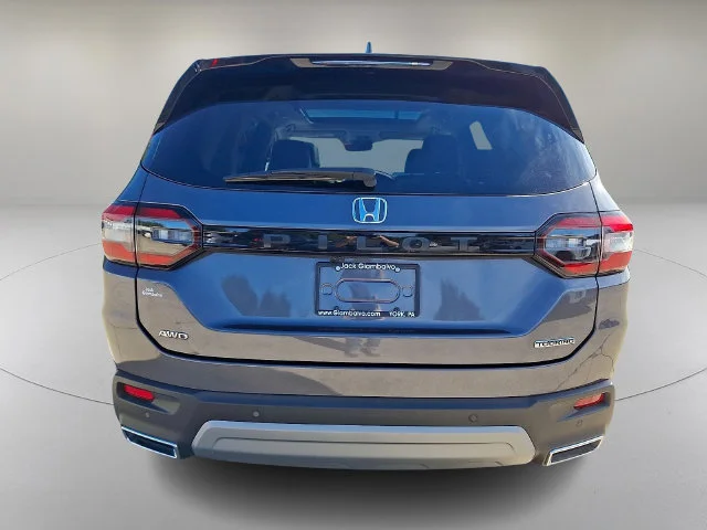Used 2024 Gray Honda Touring image 5
