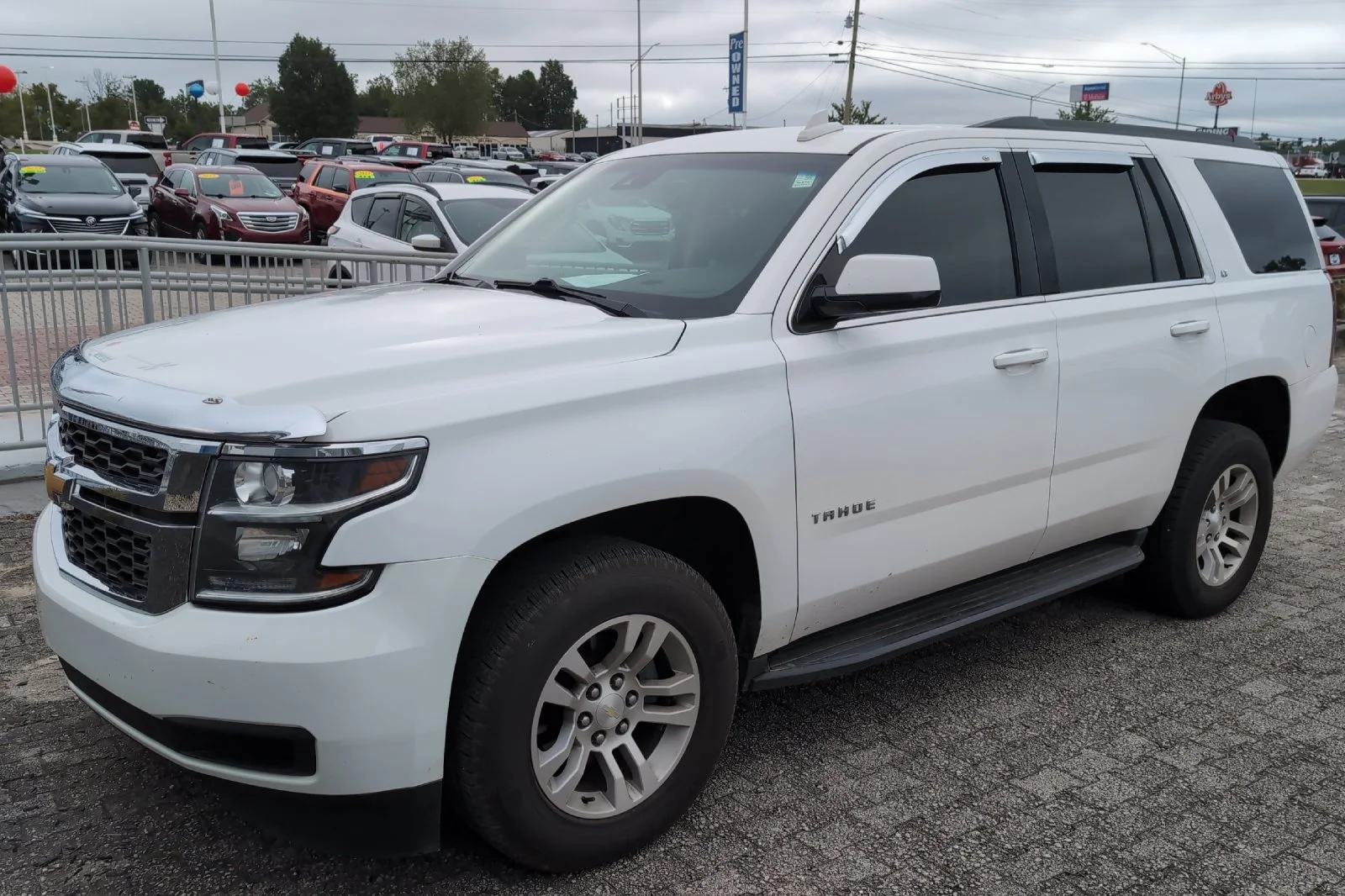 Used 2017 SUMMIT WHITE Chevrolet LT image 12