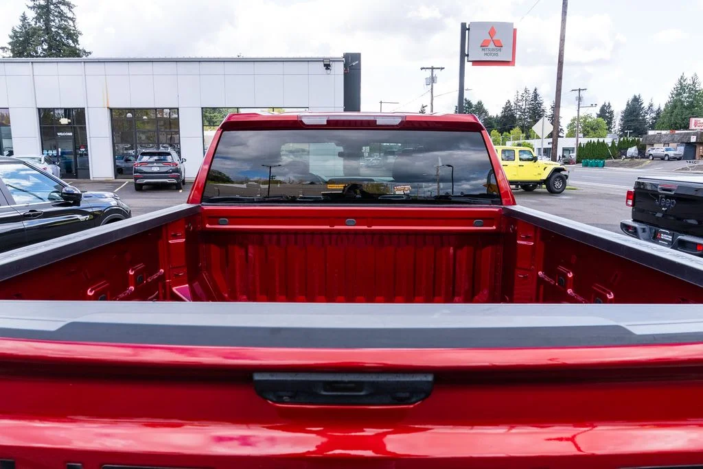 Used 2023 Red Chevrolet RST image 7