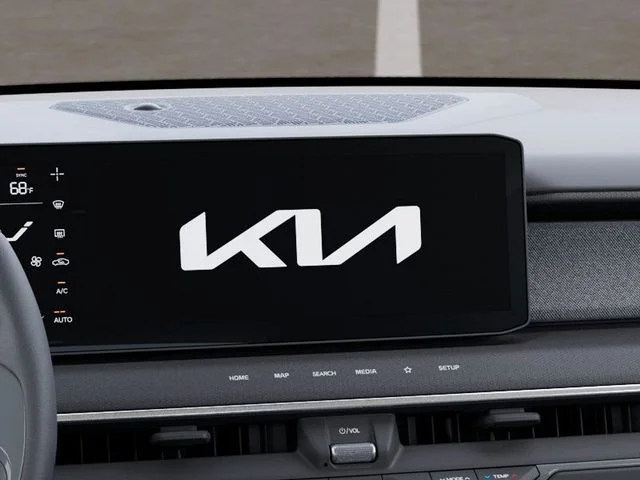 New 2024 White Kia Wind image 21