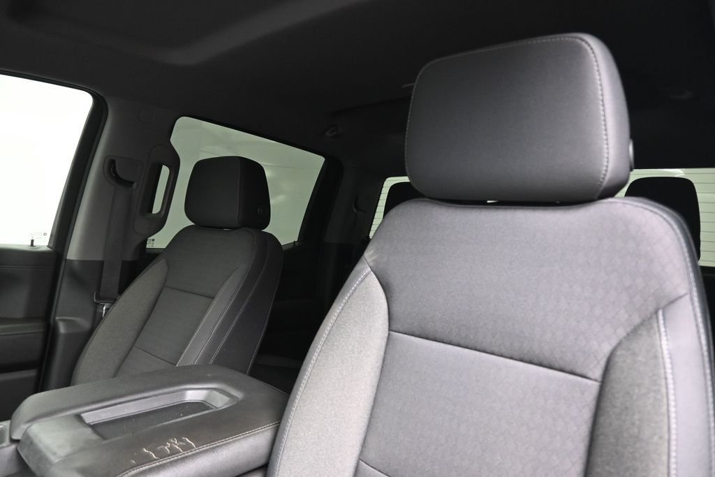 Used 2019 Red Chevrolet RST image 26