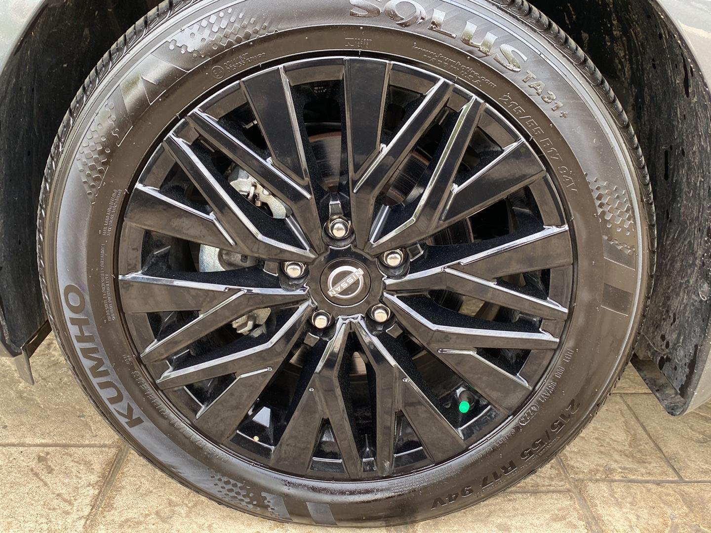 Certified Used 2025 Gun Metallic Nissan SV image 13