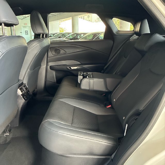 2025 Lexus RX 350 - Photo 15