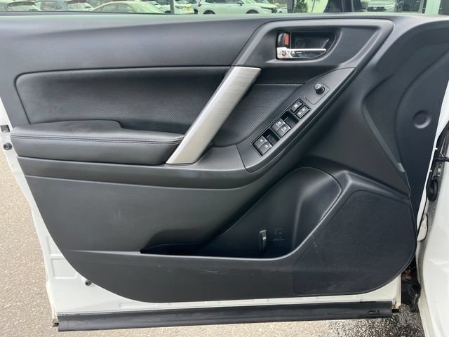 Used 2018 Crystal White Pearl Subaru 2.0XT Premium image 18