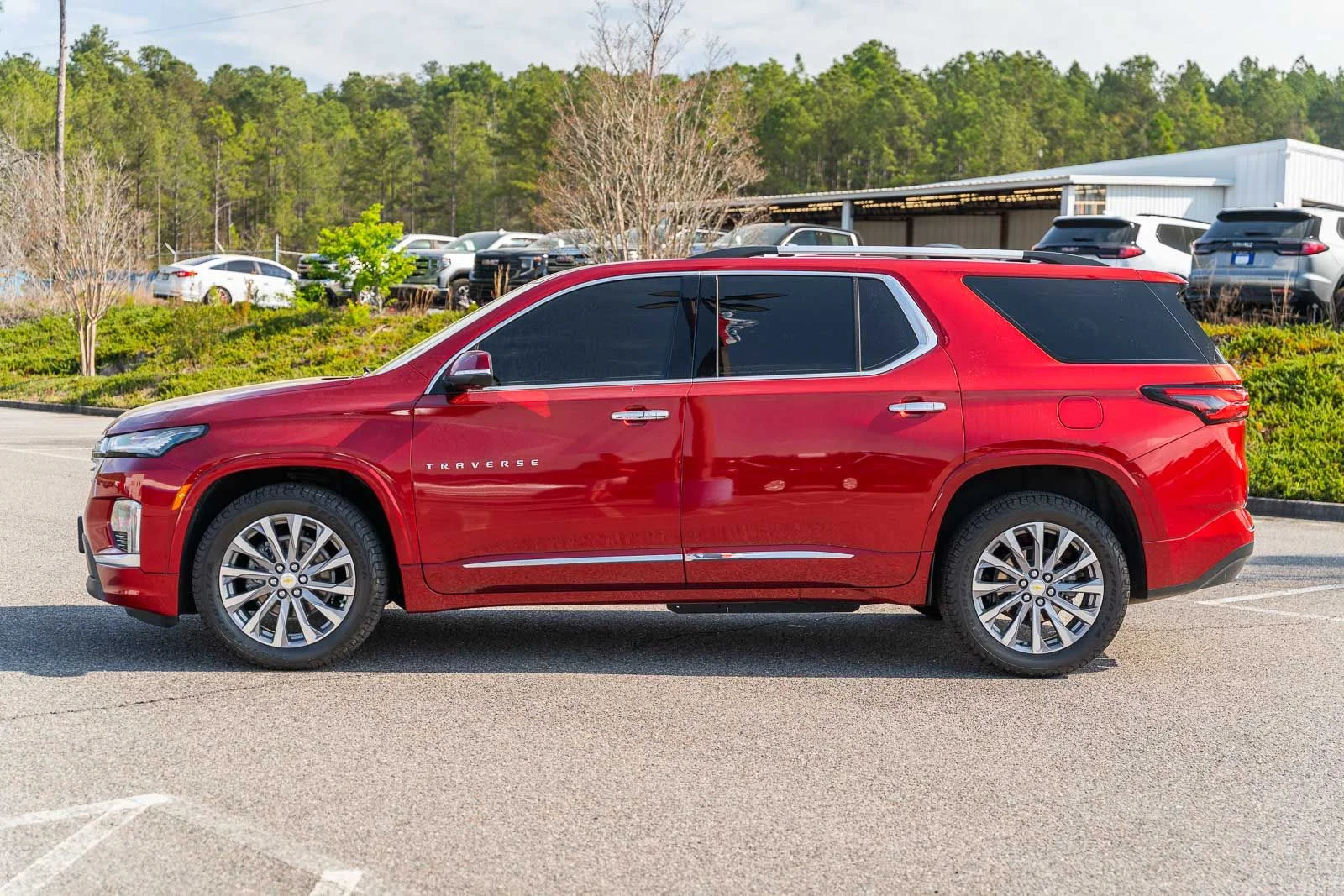 Used 2022 Red Chevrolet Premier image 3