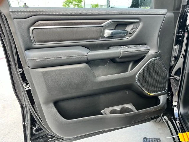 2026 RAM 1500 Laramie - Photo 16