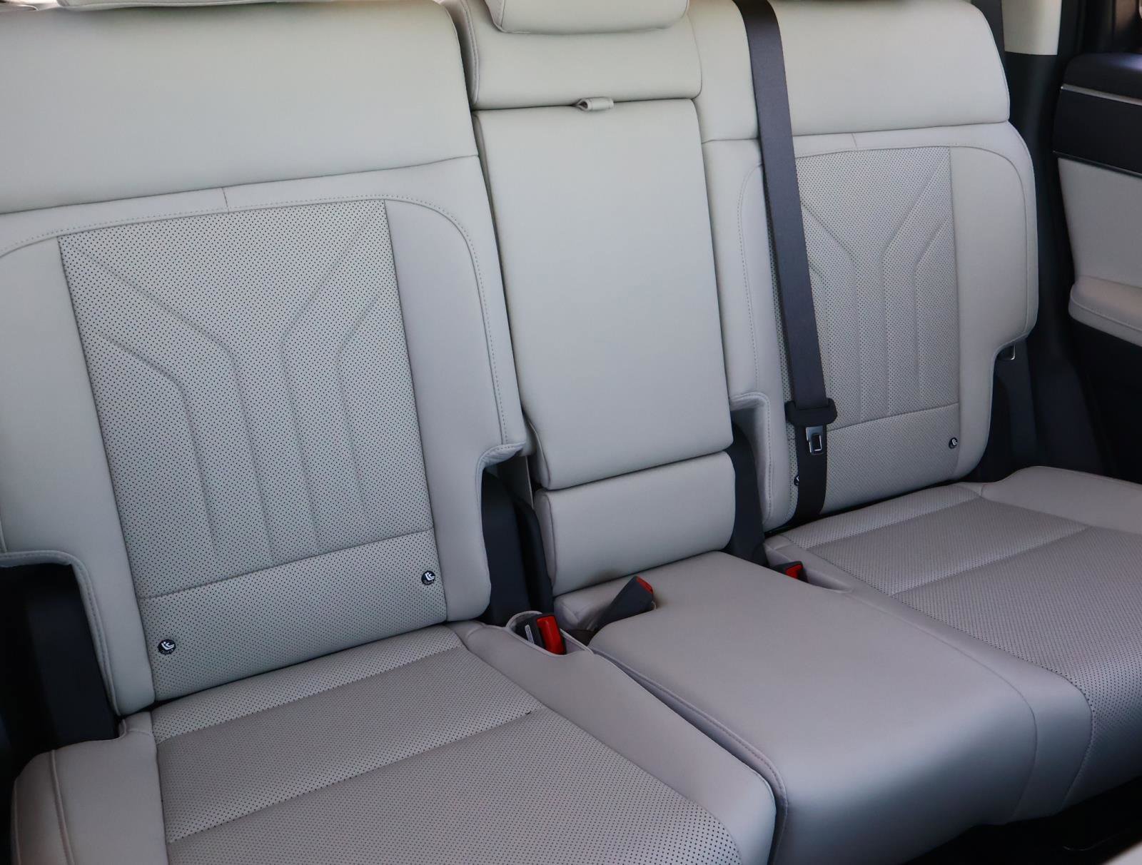 Certified Used 2026 Hampton Gray Hyundai SEL image 17