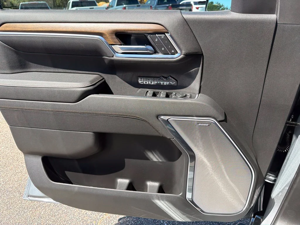 New 2026 Sterling Gray Metallic Chevrolet High Country image 9