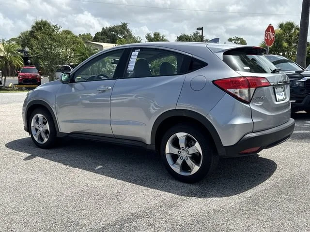 Used 2021 Lunar Silver Metallic Honda LX image 7