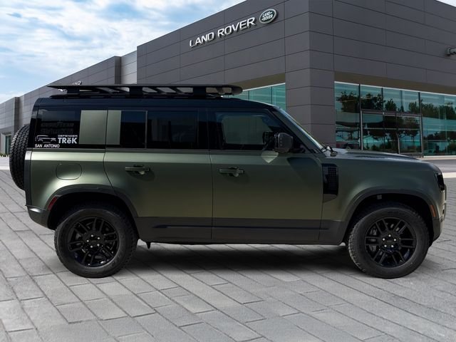 New 2026 Woolstone Green Land Rover S image 6