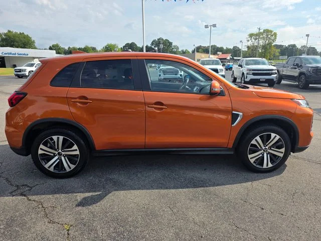 Used 2023 Orange Mitsubishi 2.0 SE image 15