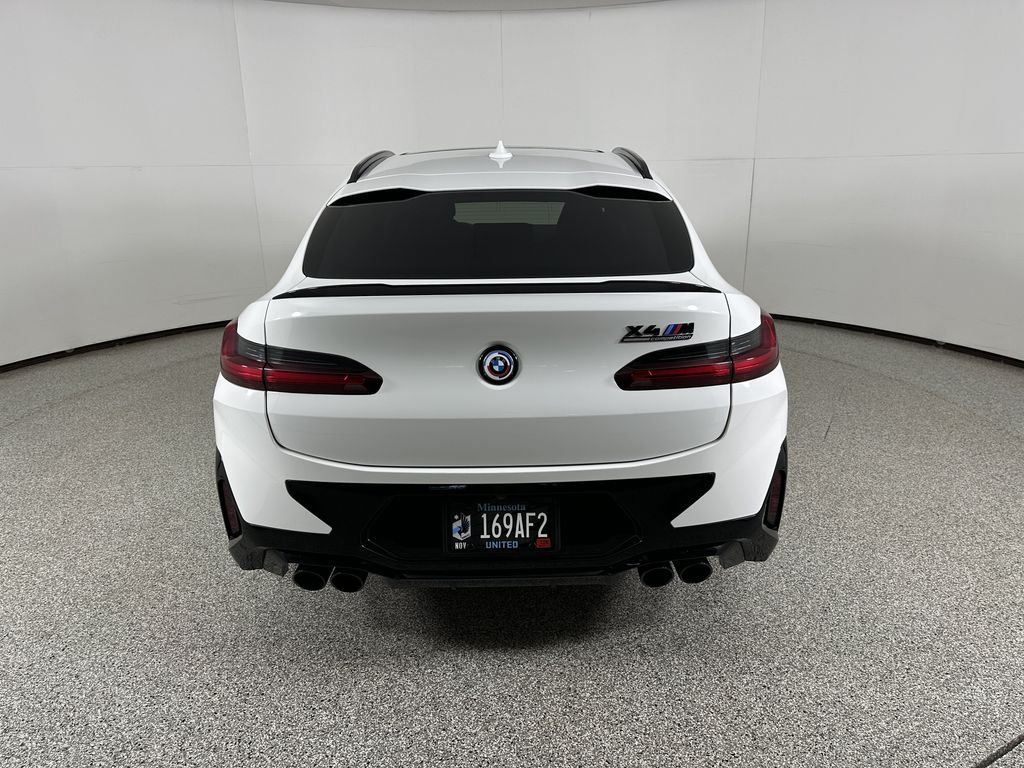Used 2024 Alpine White BMW Base image 7