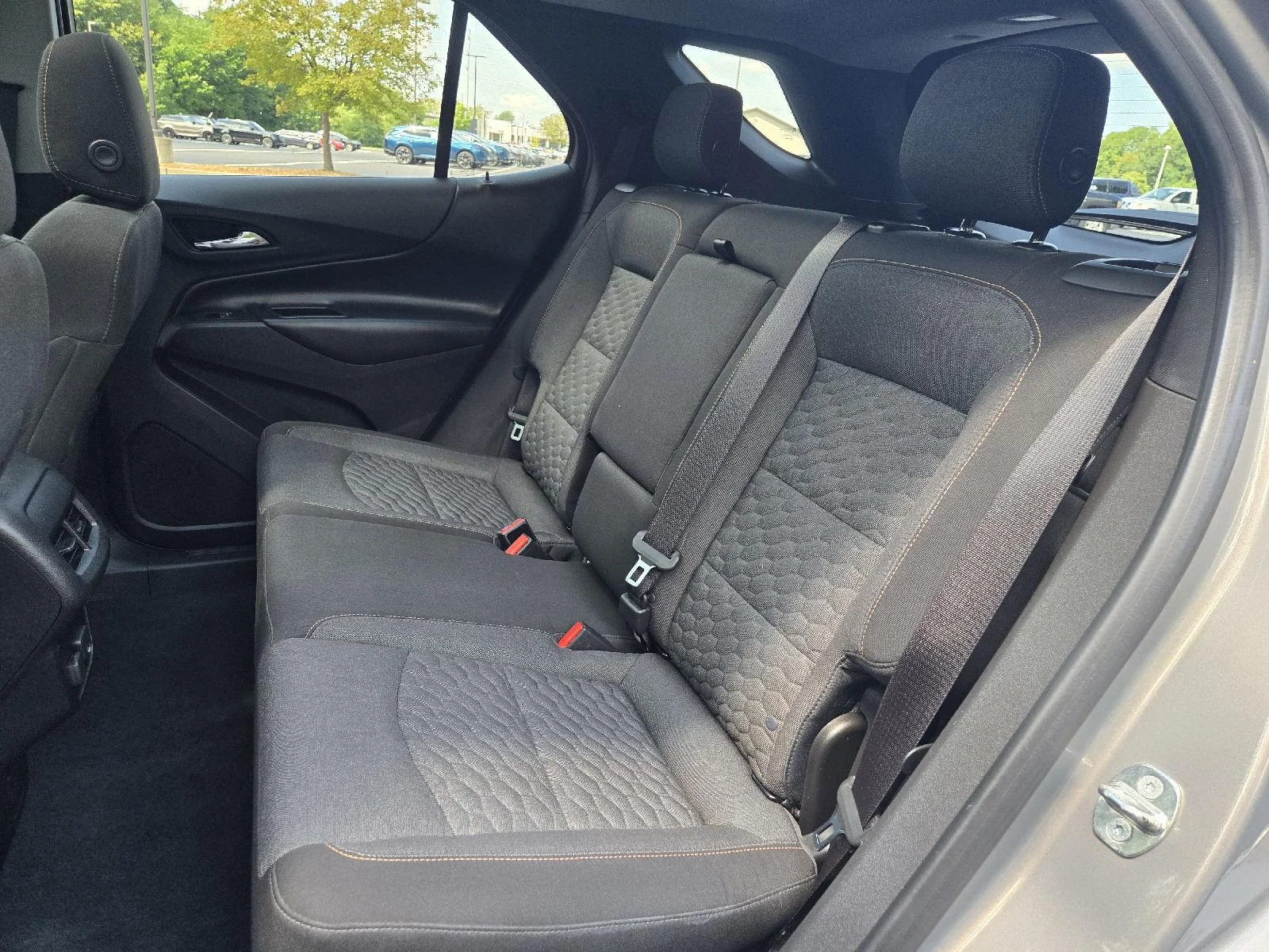 Used 2018 Pepperdust Metallic Chevrolet LT image 27