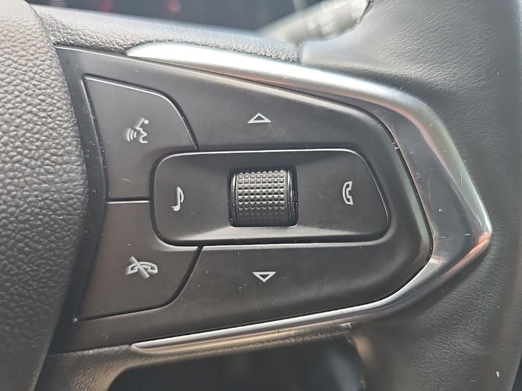 Used 2025 White Chevrolet ACTIV image 20