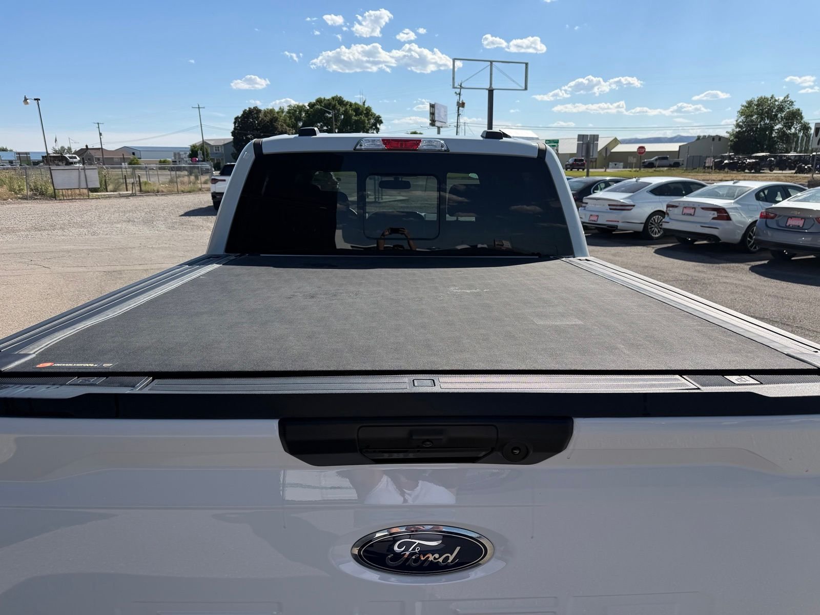 Used 2023 White Ford XLT image 10