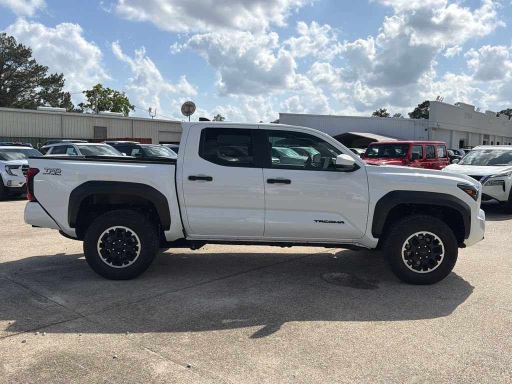 2025 Toyota Tacoma Limited - Photo 6