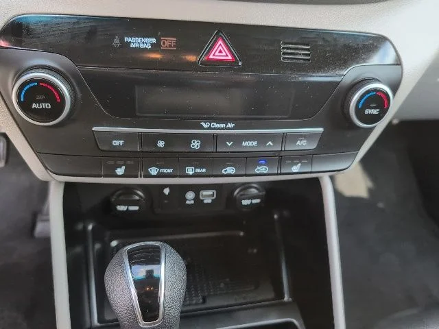 Used 2019 Silver Hyundai Sport image 24