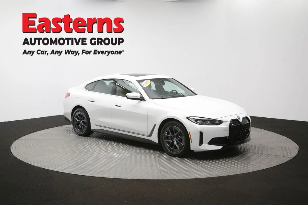 Used 2023 White BMW eDrive35 image 49