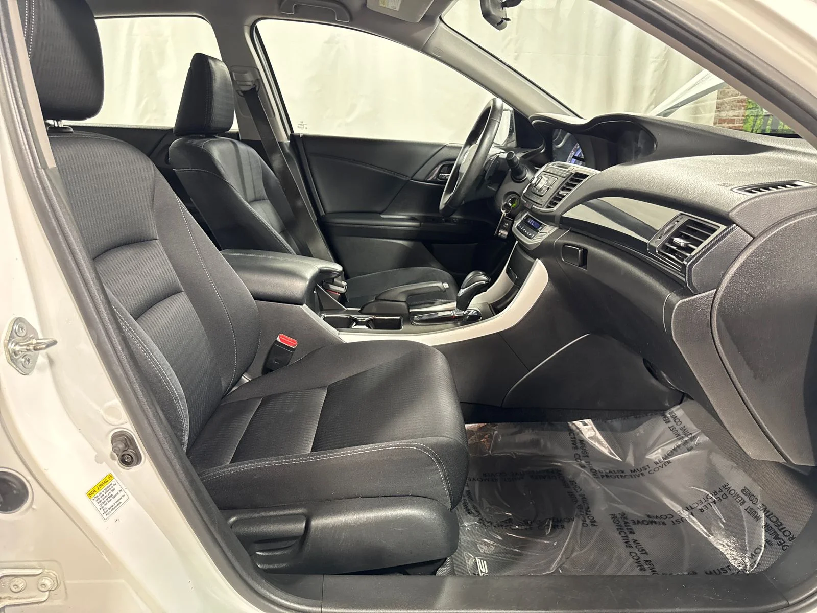 Used 2015 White Honda Sport image 26