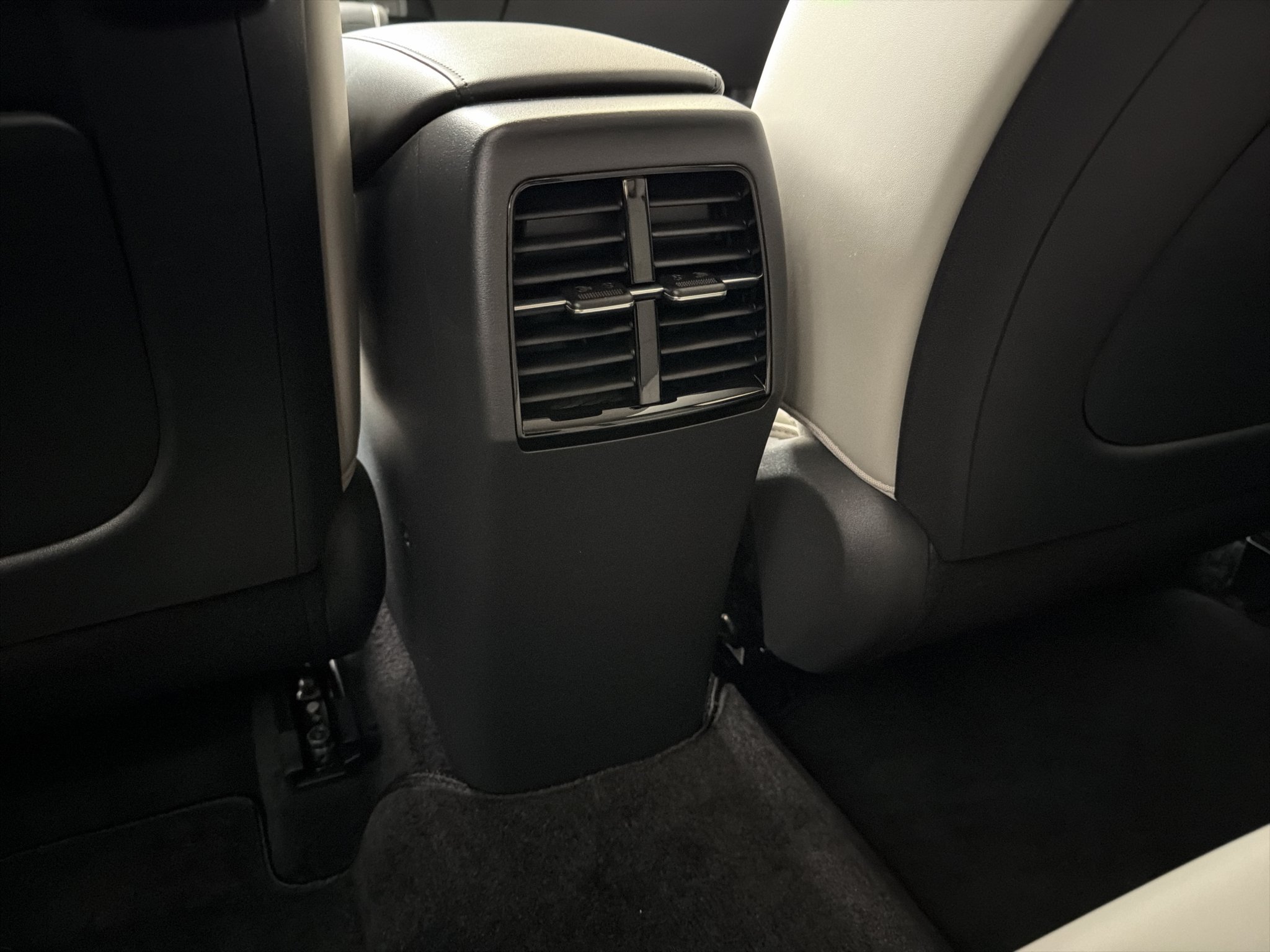 Certified Used 2024 Steel Gray Kia EX image 16