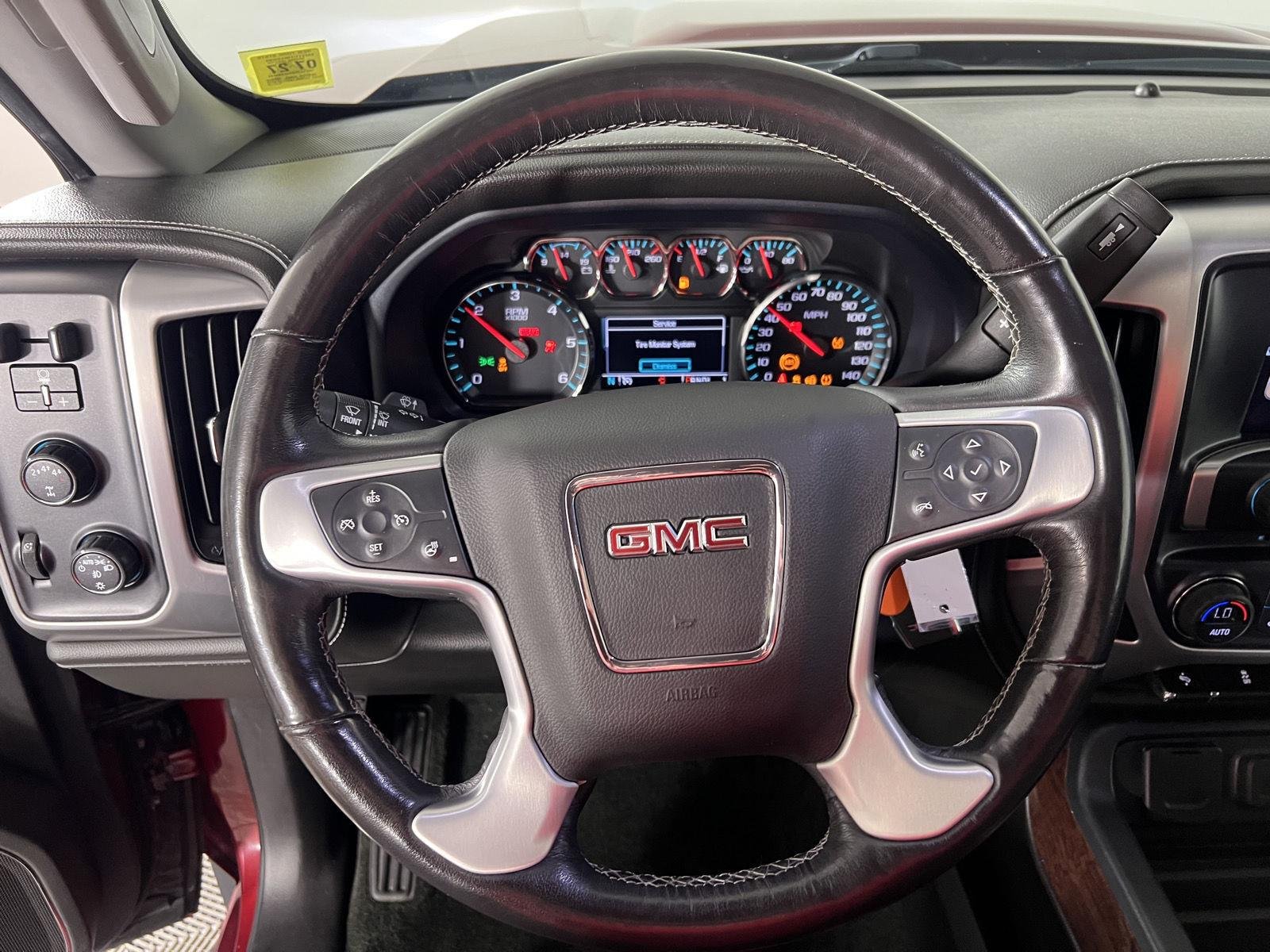 Used 2018 Red Quartz Tintcoat GMC SLT image 15