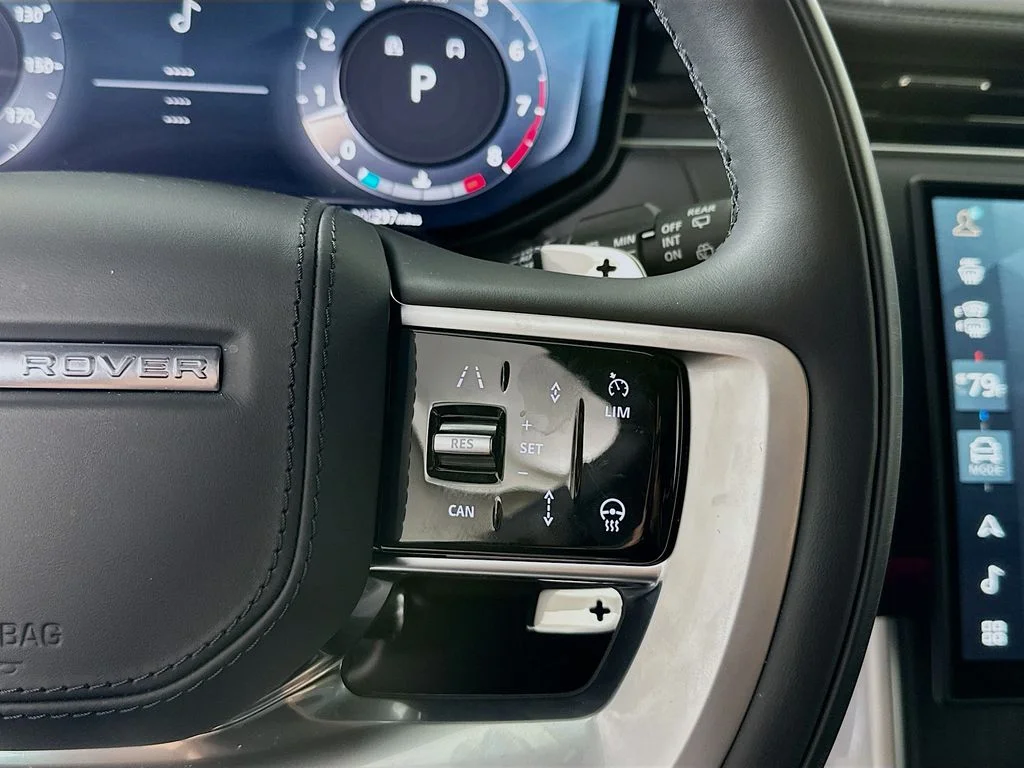 2025 Land Rover Range Rover SE - Photo 14