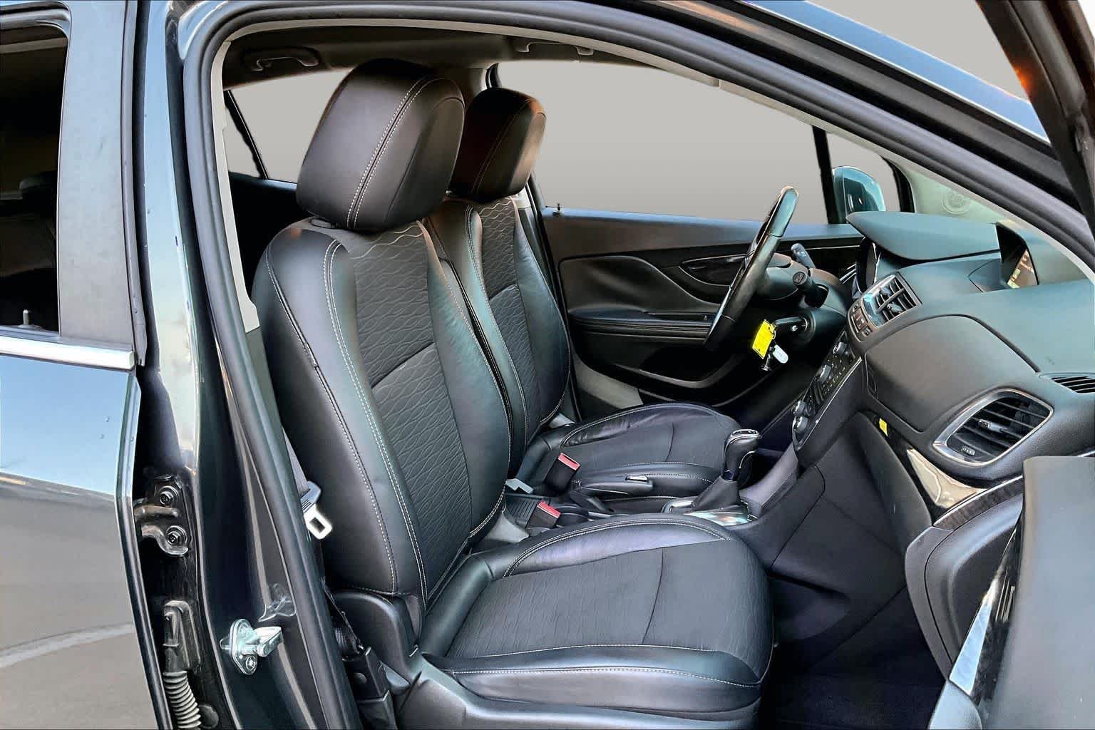 Used 2016 Graphite Gray Metallic Buick Convenience image 9