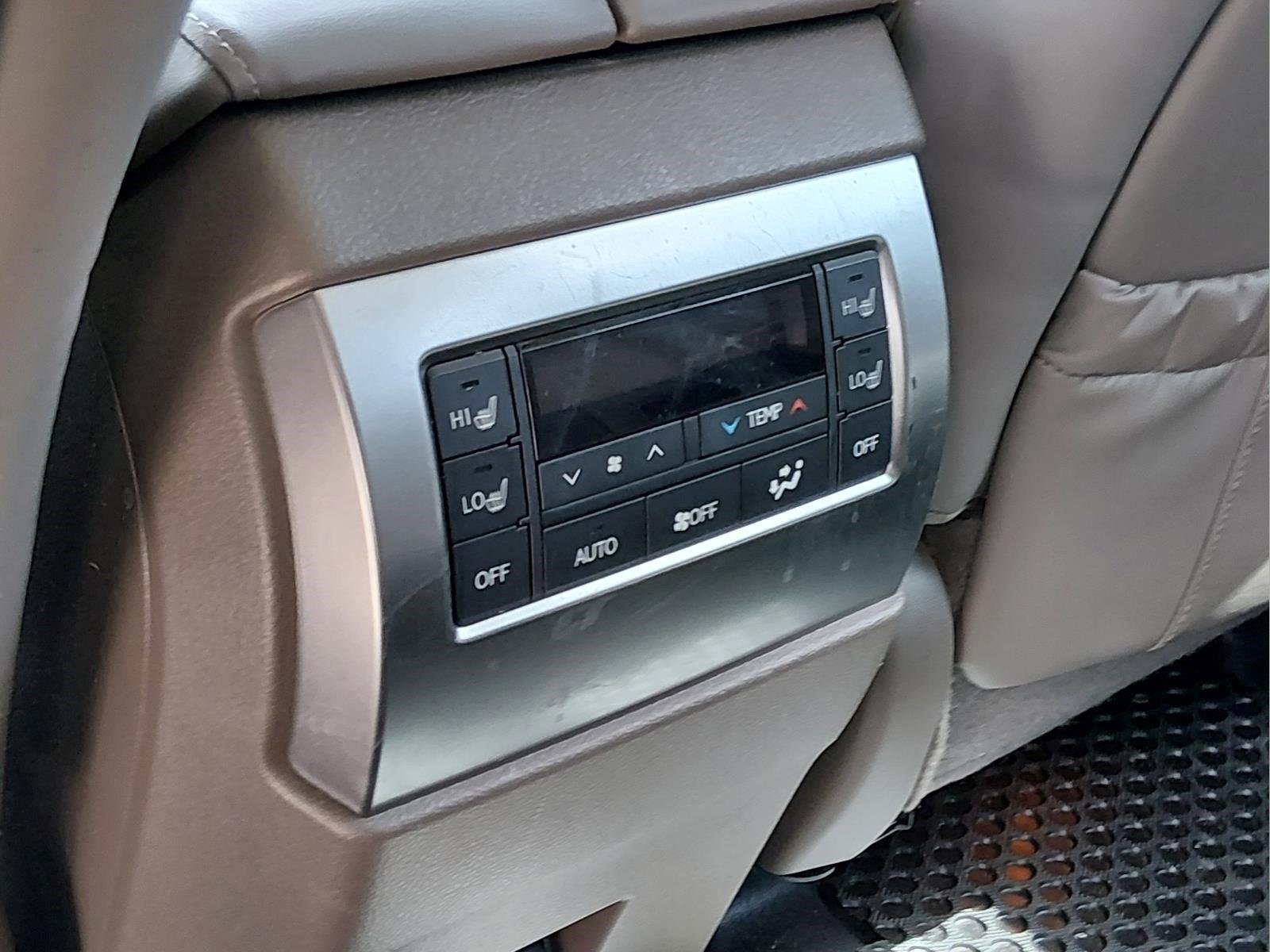Used 2022 Starfire Pearl Lexus GX 460 Premium image 13