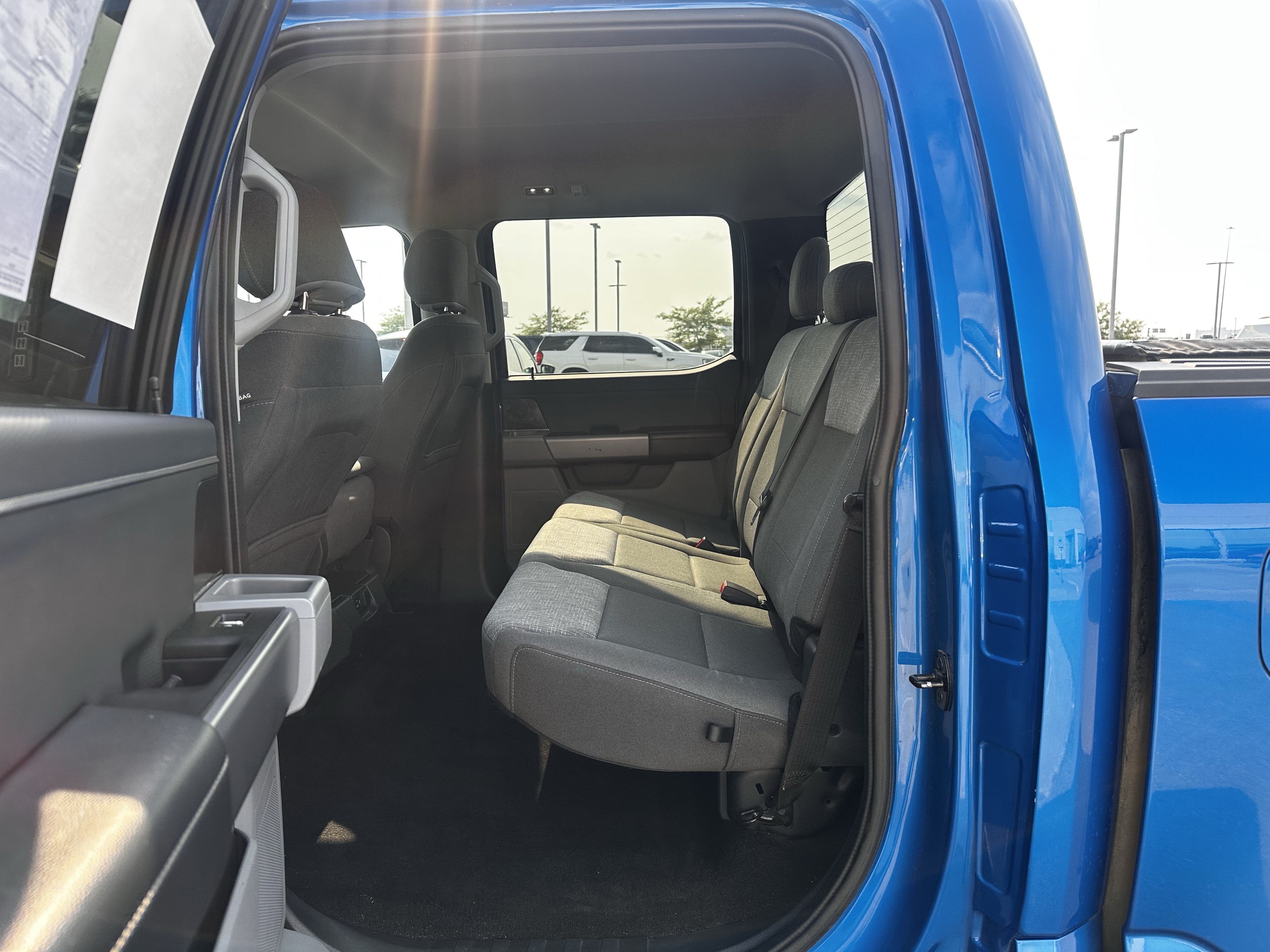 Used 2021 Velocity Blue Metallic Ford XLT image 19