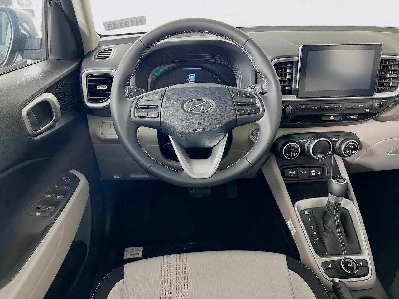 2026 Hyundai Venue — photo 15