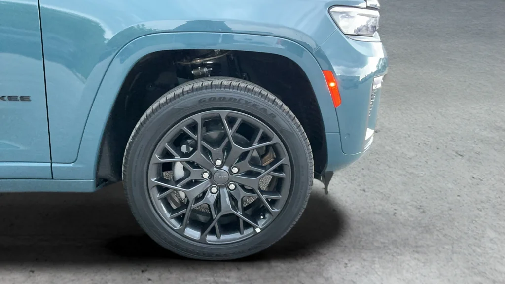 New 2026 Steel Blue Exterior Paint Jeep Summit image 24