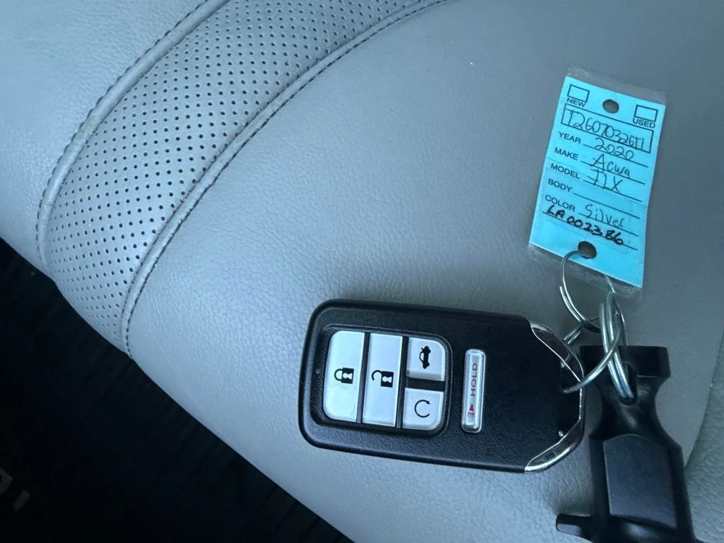 Used 2020  Acura Premium Package image 16