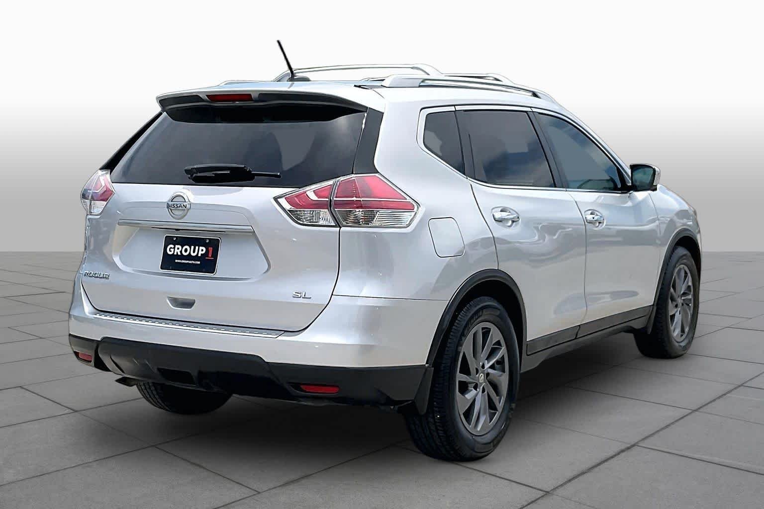 Used 2016 BRILLIANT SILVE Nissan SL image 13