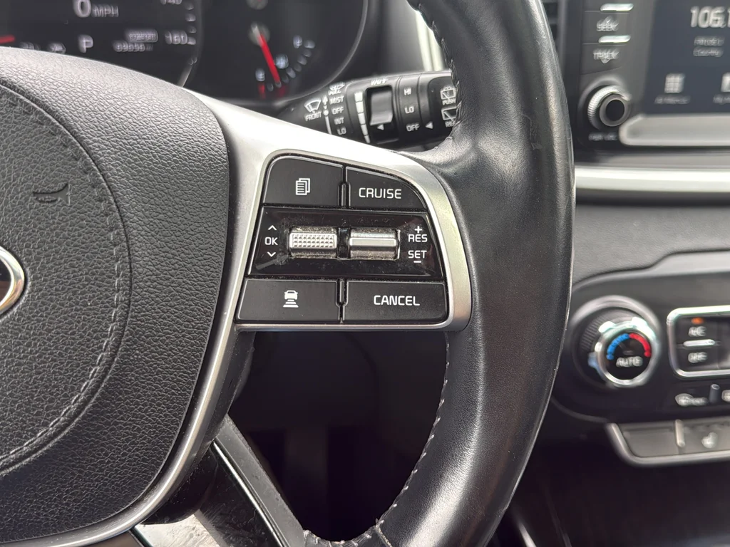 Used 2020 Blue Kia EX image 23