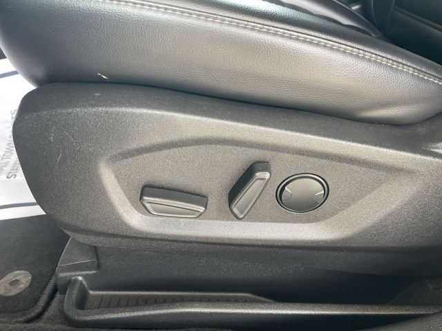Used 2023 Blue Ford SEL image 12