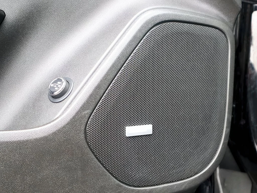 Used 2025 Black Chevrolet RS image 13
