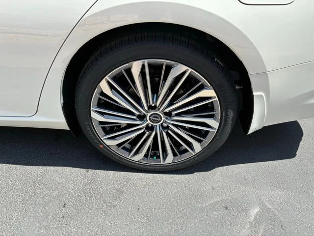 2026 Nissan Altima SV - Photo 16