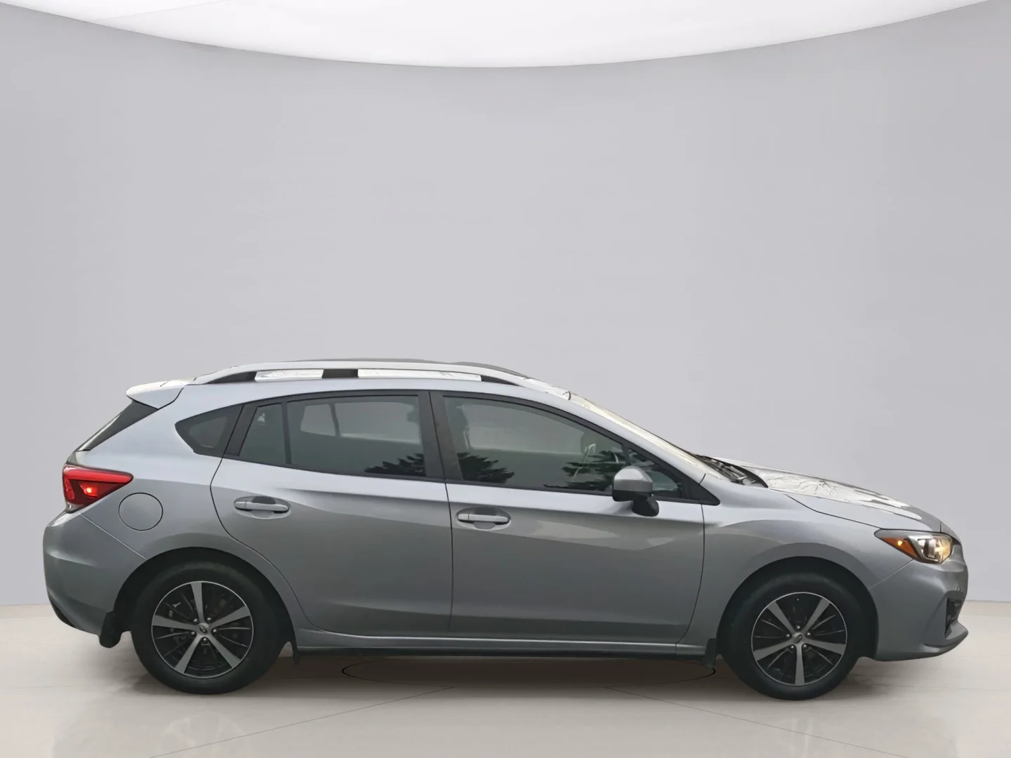 Used 2019 Silver Subaru PREMIUM image 8