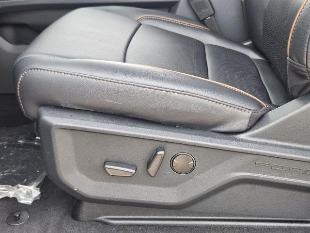 New 2026 Glacier Gray Metallic Tri-Coat Ford F-250® Lariat® image 36