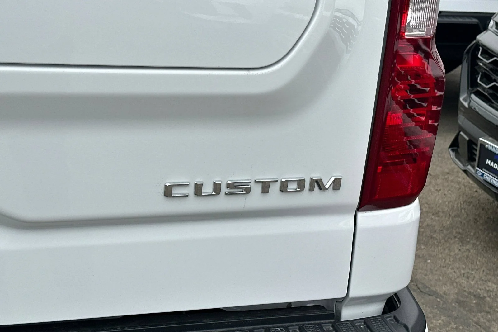 New 2026 Summit White Chevrolet Custom image 26