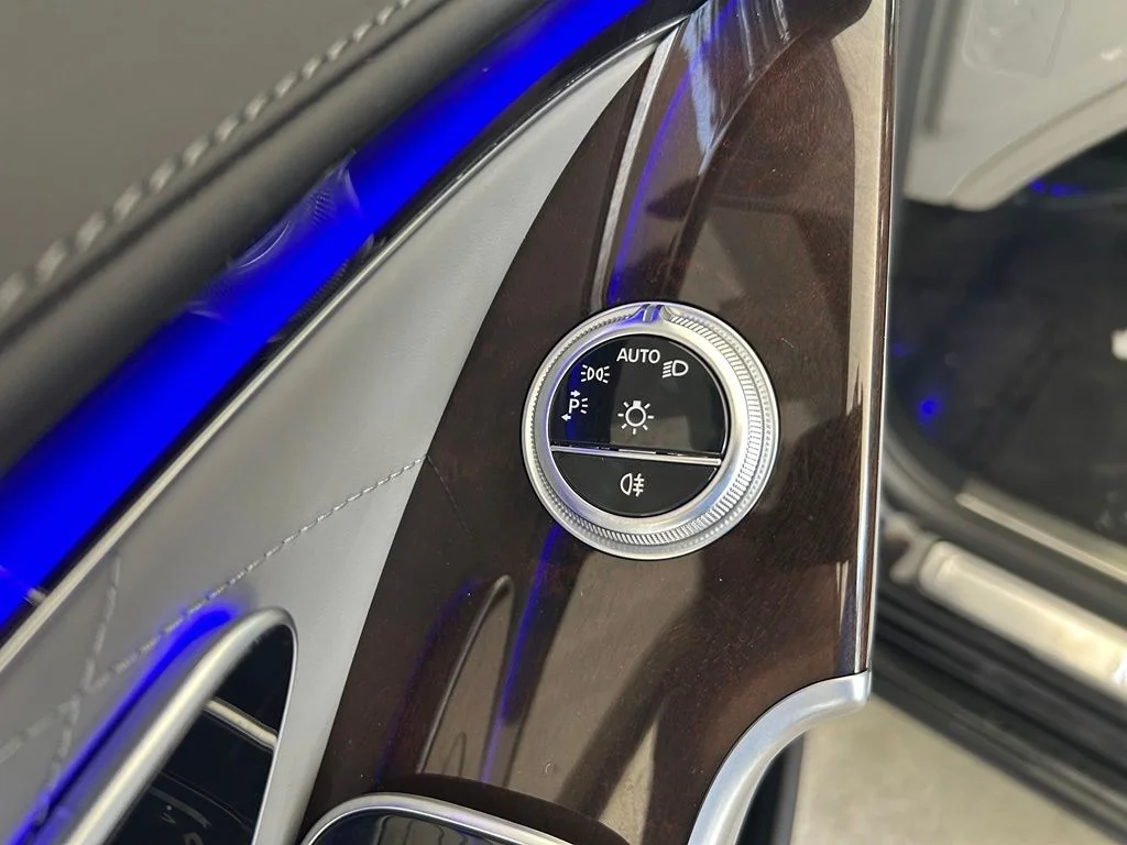 Used 2023 Silver Mercedes-Benz S 580 image 41