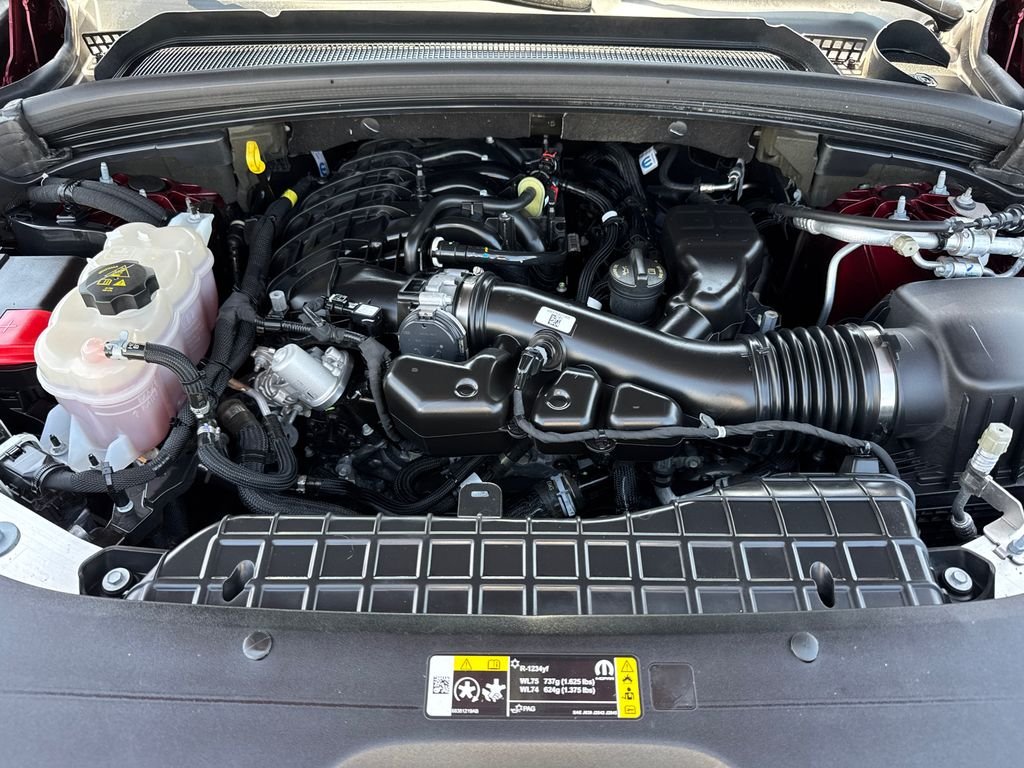 Used 2023 Red Jeep Limited image 9