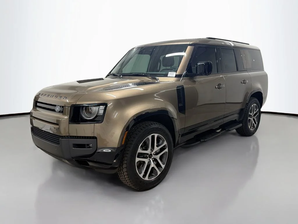 New 2026 Gondwana Stone Metallic Land Rover X-Dynamic SE image 1