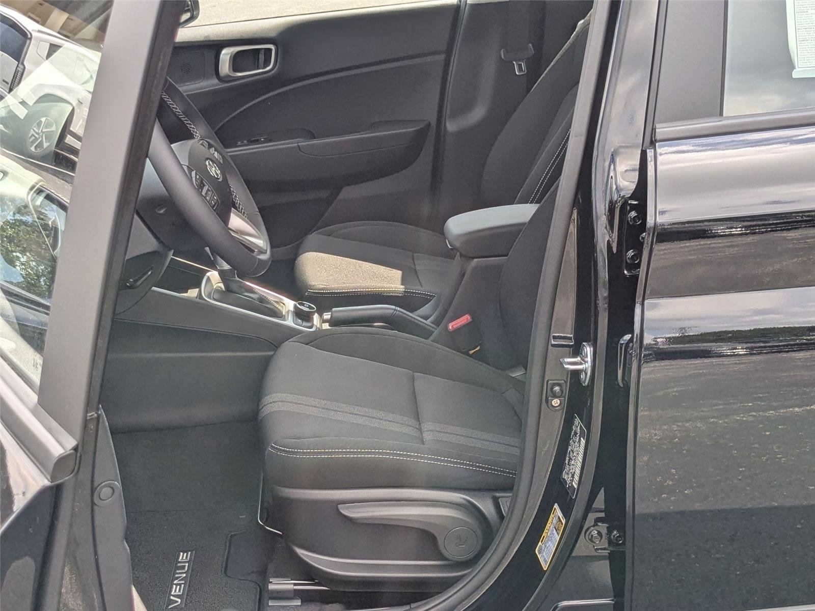 New 2026 Onyx Black Hyundai SEL image 10