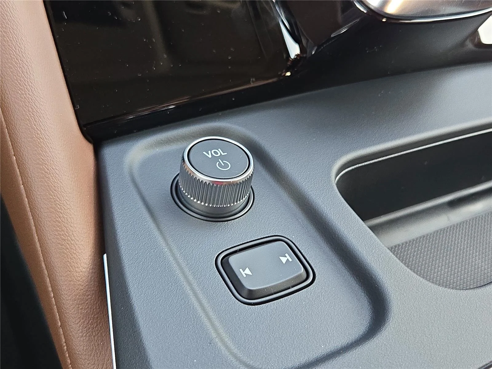New 2026 Majestic Black Pearl Acura w/Technology Package image 9