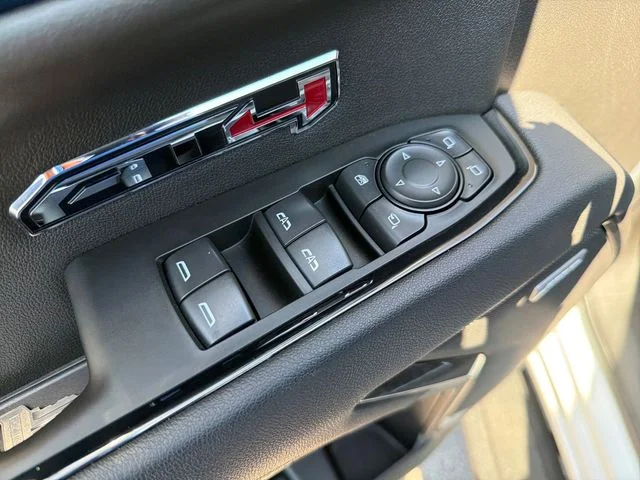 Used 2026 White GMC AT4 image 18