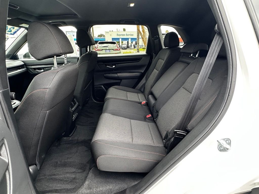 Used 2024  Honda Sport image 17
