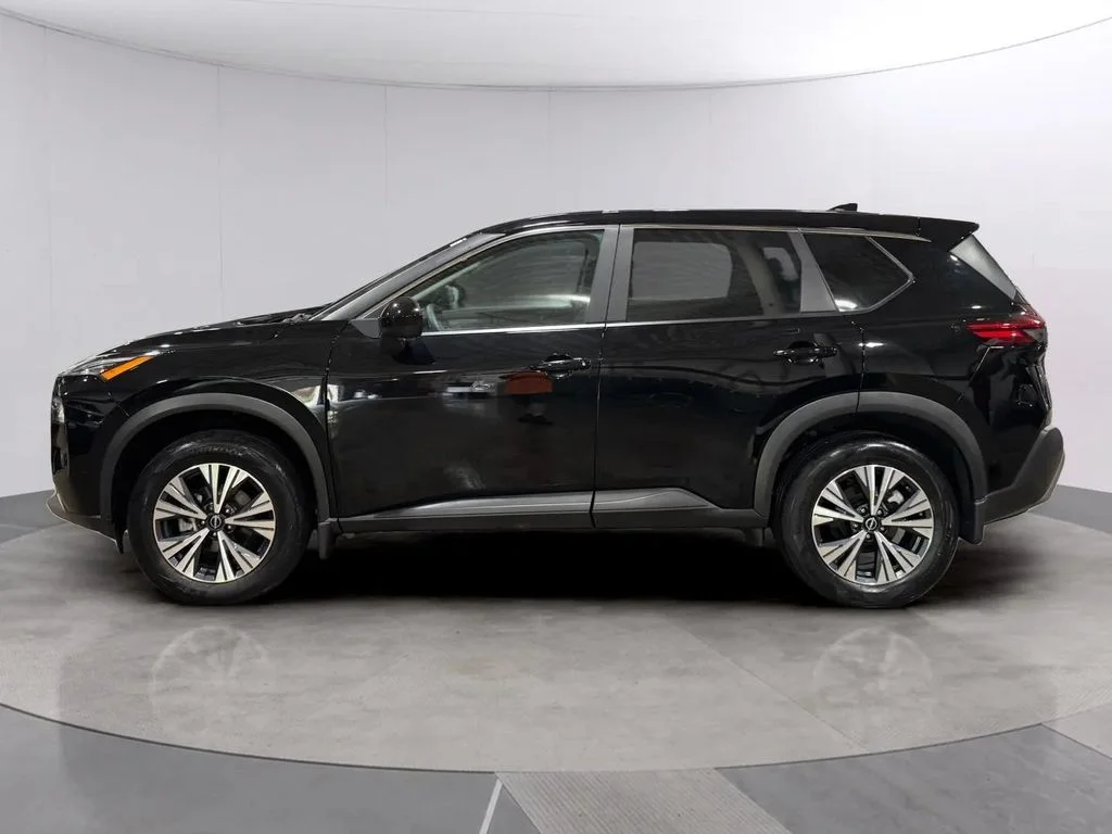 Certified Used 2023 Super Black Nissan SV image 6